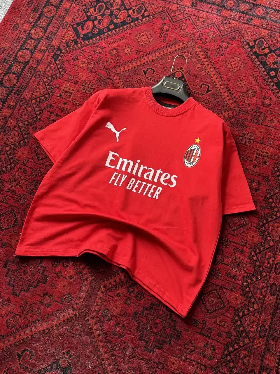 کیت ورزشی|لباس|رشت, گلزاران|دیوار