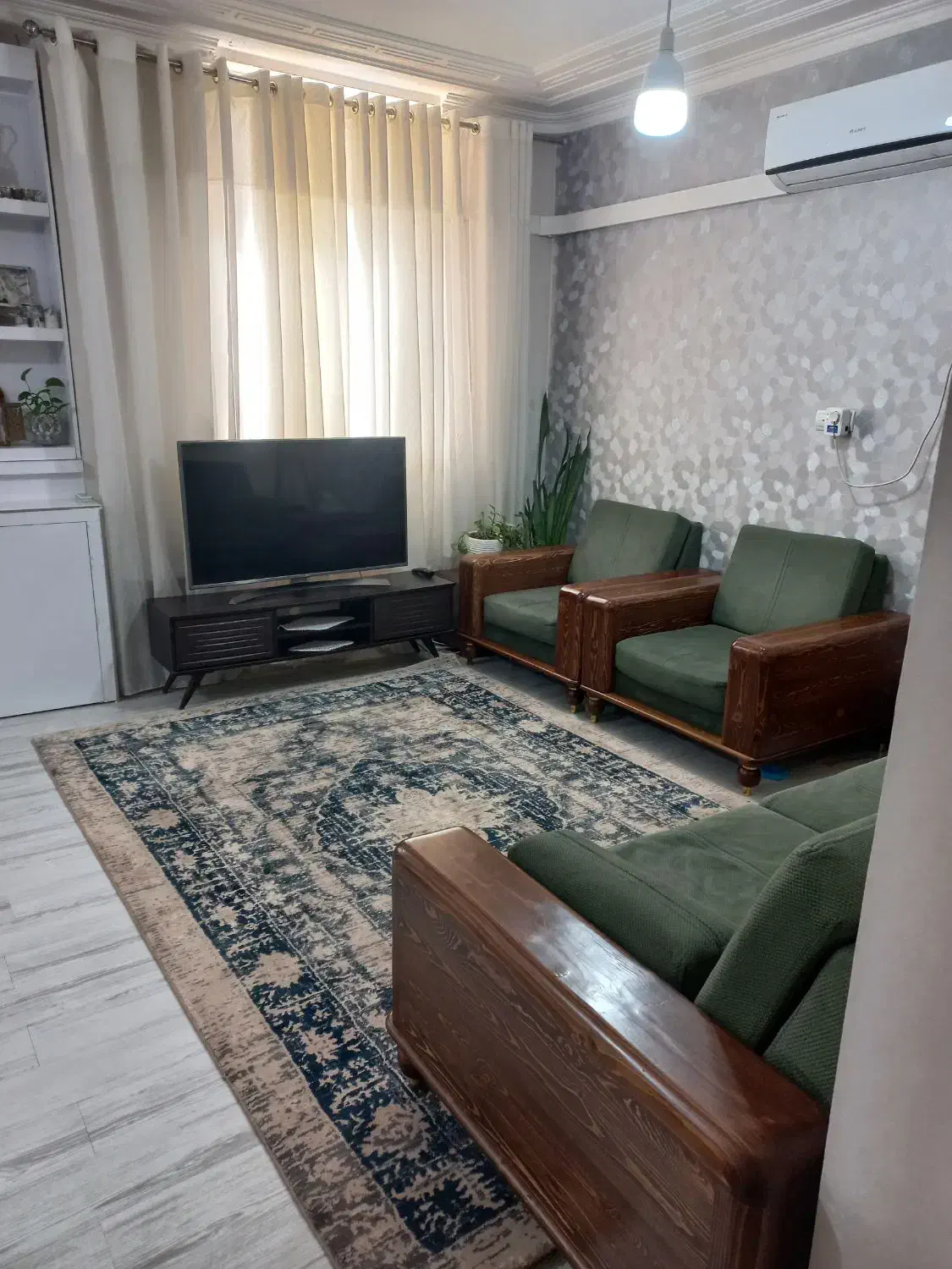 فروش  یک جفت فرش ۶متری کاملا سالم|فرش|بندرعباس, |دیوار