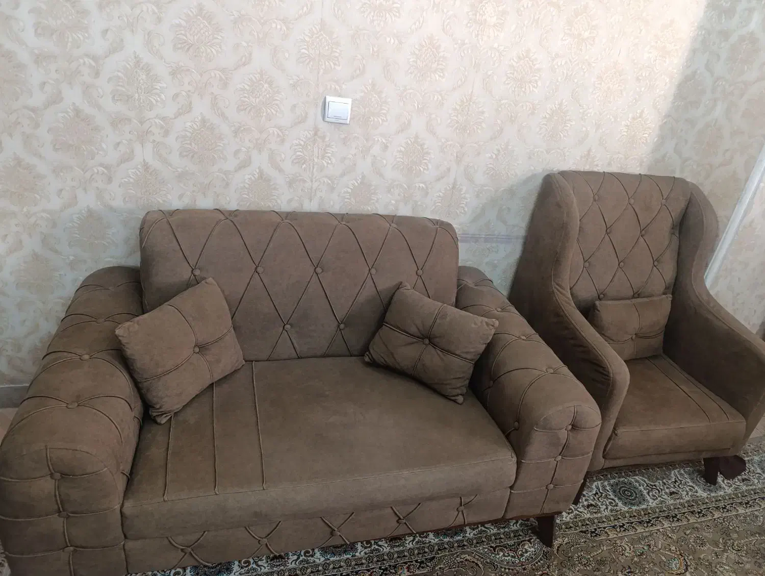 مبل چستر  هفت نفره بدون میز|مبلمان خانگی و میز عسلی|اسلام‌شهر, شهرک سعیدیه|دیوار