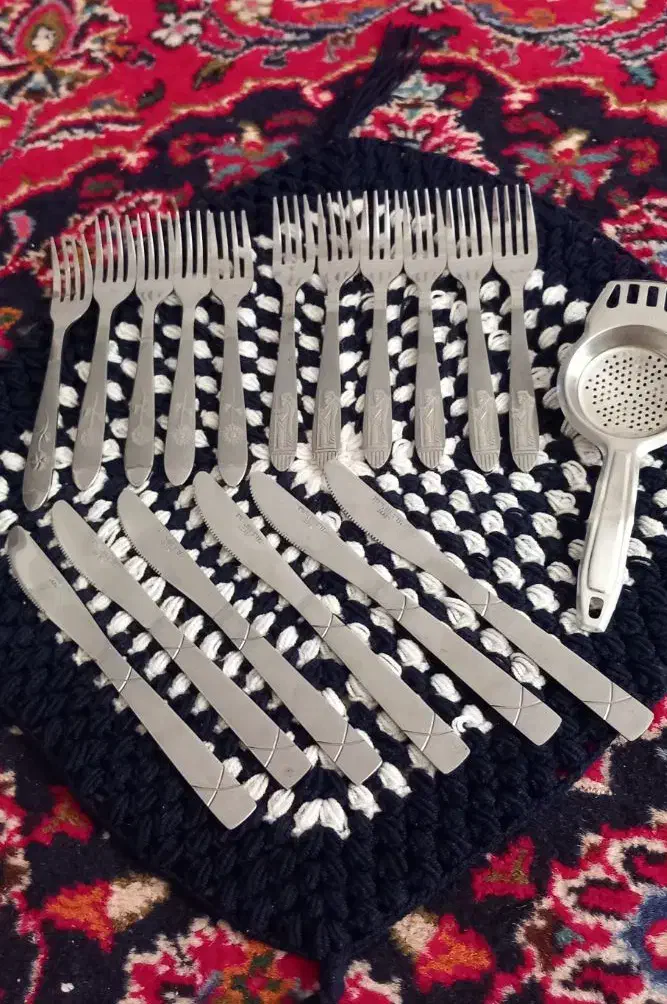 چنگال .قاشق چای خوری|ظروف سرو و پذیرایی|بهارستان, |دیوار