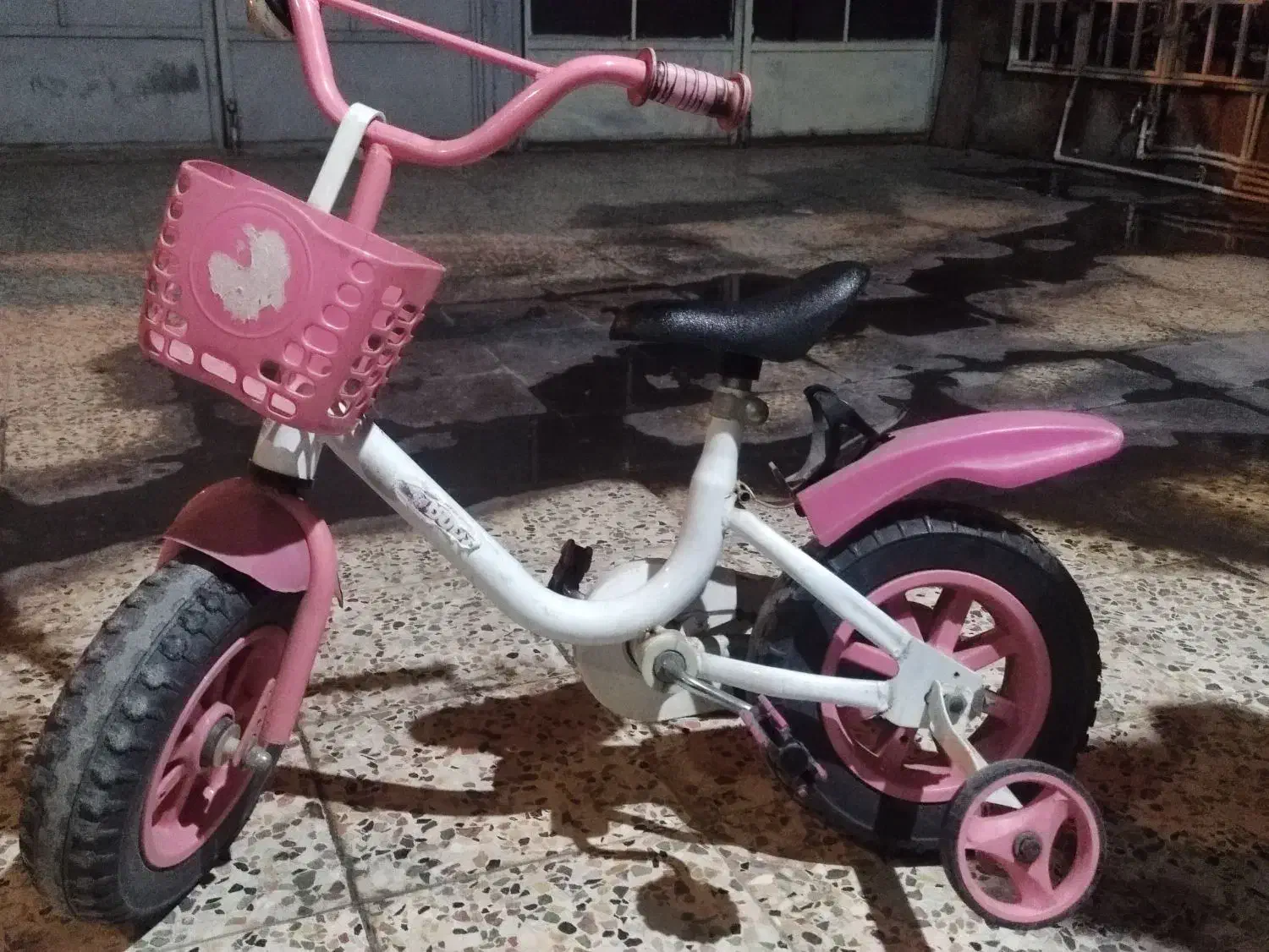 دوچرخه کودک صورتی سایز ۱۶|دوچرخه، اسکیت، اسکوتر|اهواز, کوی مهدیس|دیوار