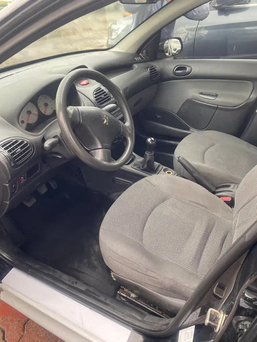 ۲۰۶تیپ۲مدل۹۵|خودرو سواری و وانت|رشت, جانبازان|دیوار