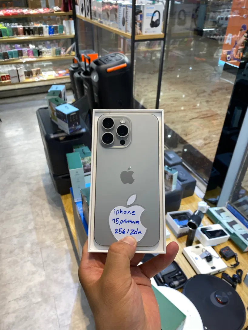 iphone 15promax ۱۵پرومکس|موبایل|تهران, آسمان|دیوار