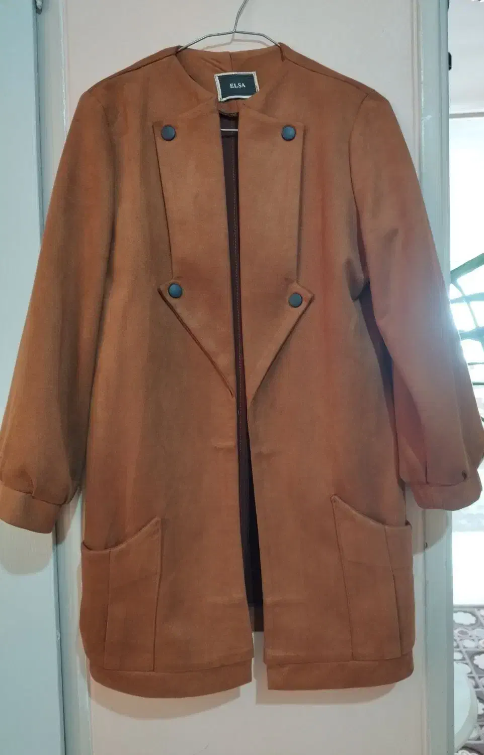 تعدادی لباس با قیمت مناسب و توافقی همه در حد نو|لباس|اراک, |دیوار