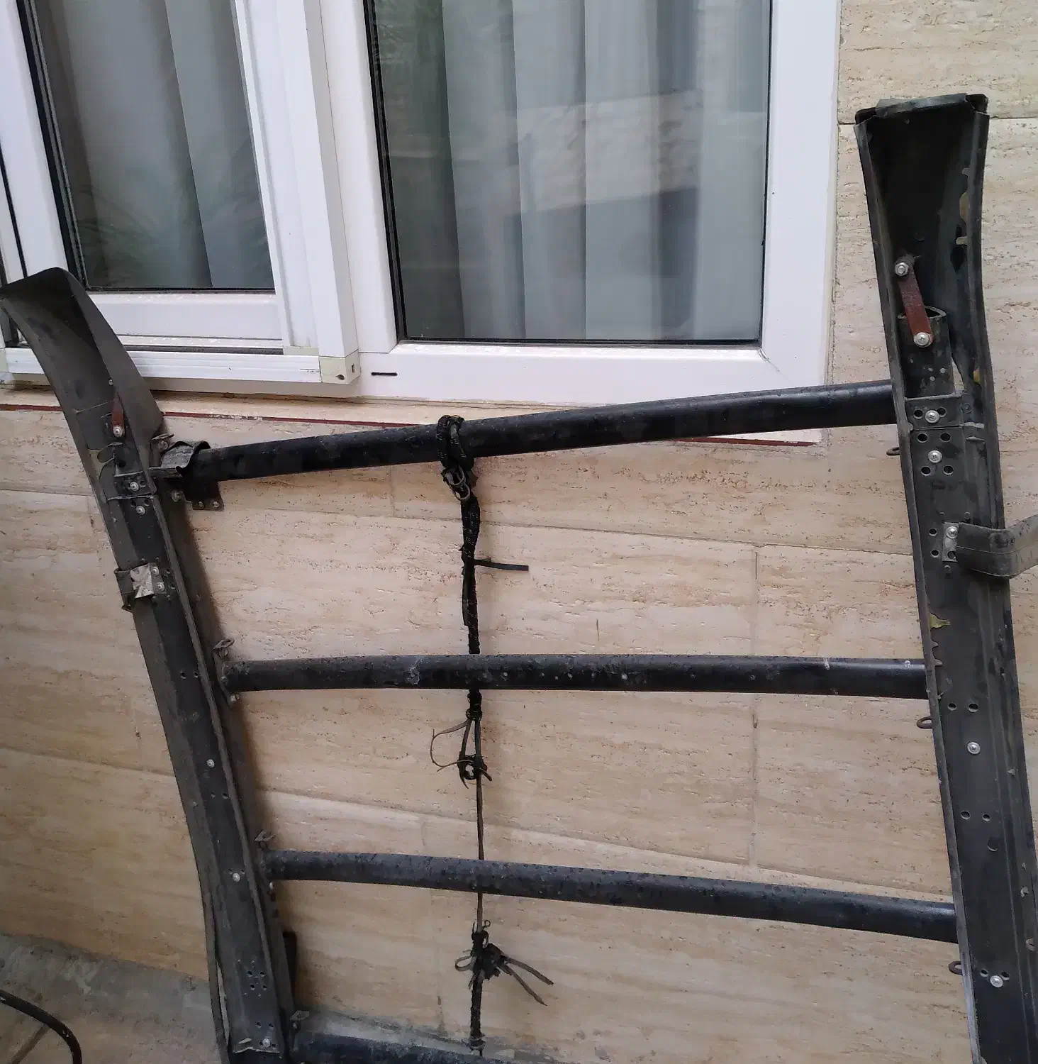 باربند تیبا|قطعات یدکی و لوازم جانبی|اندیشه, اندیشه فاز ۴|دیوار