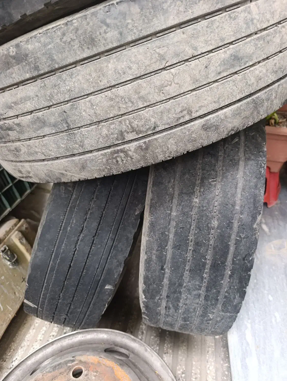 لاستیک خاور الوند فروشی|قطعات یدکی و لوازم جانبی|آزادشهر, |دیوار