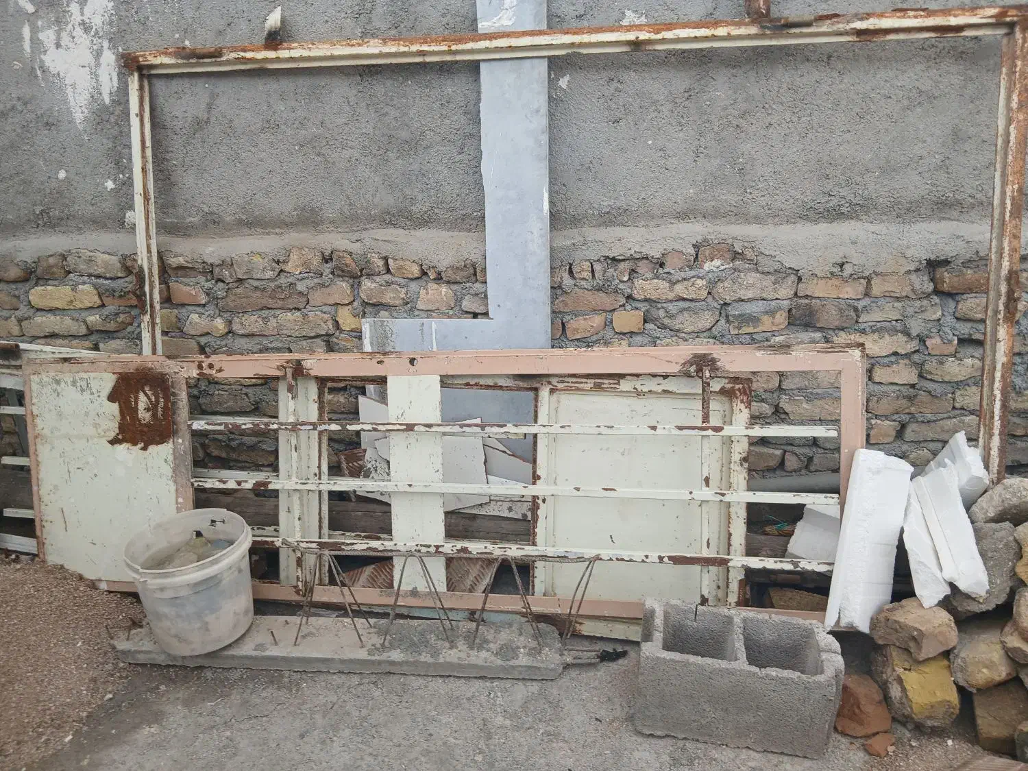 در آهنی|مصالح و تجهیزات ساختمان|بجنورد, |دیوار