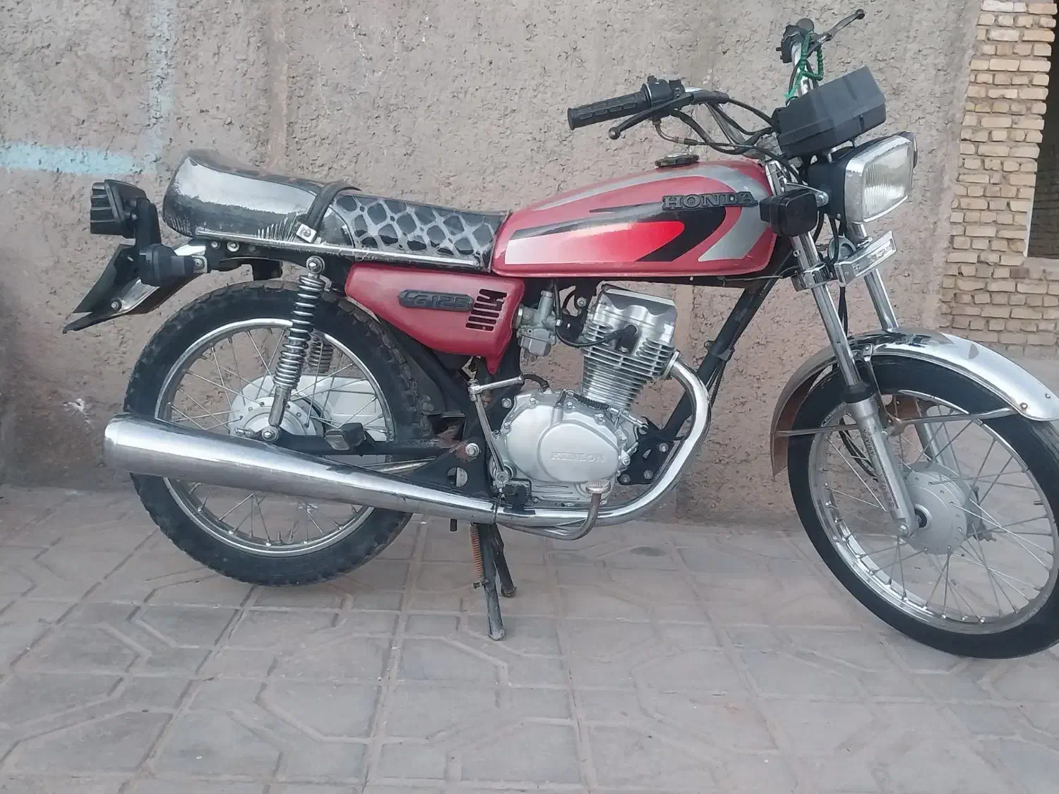 موتور آریانا 82|موتورسیکلت|سده (خراسان جنوبی), |دیوار