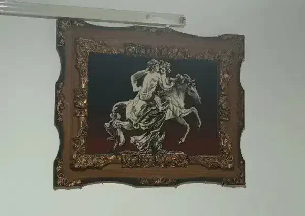 تابلو چوبی در حد نو|تابلو فرش|فردیس, شهرک ۱۱۰|دیوار