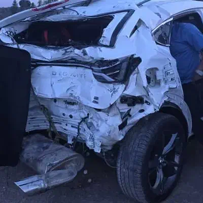 خریدار خودرو تصادفی بهترین قیمت|خدمات موتور و ماشین|آباده, |دیوار