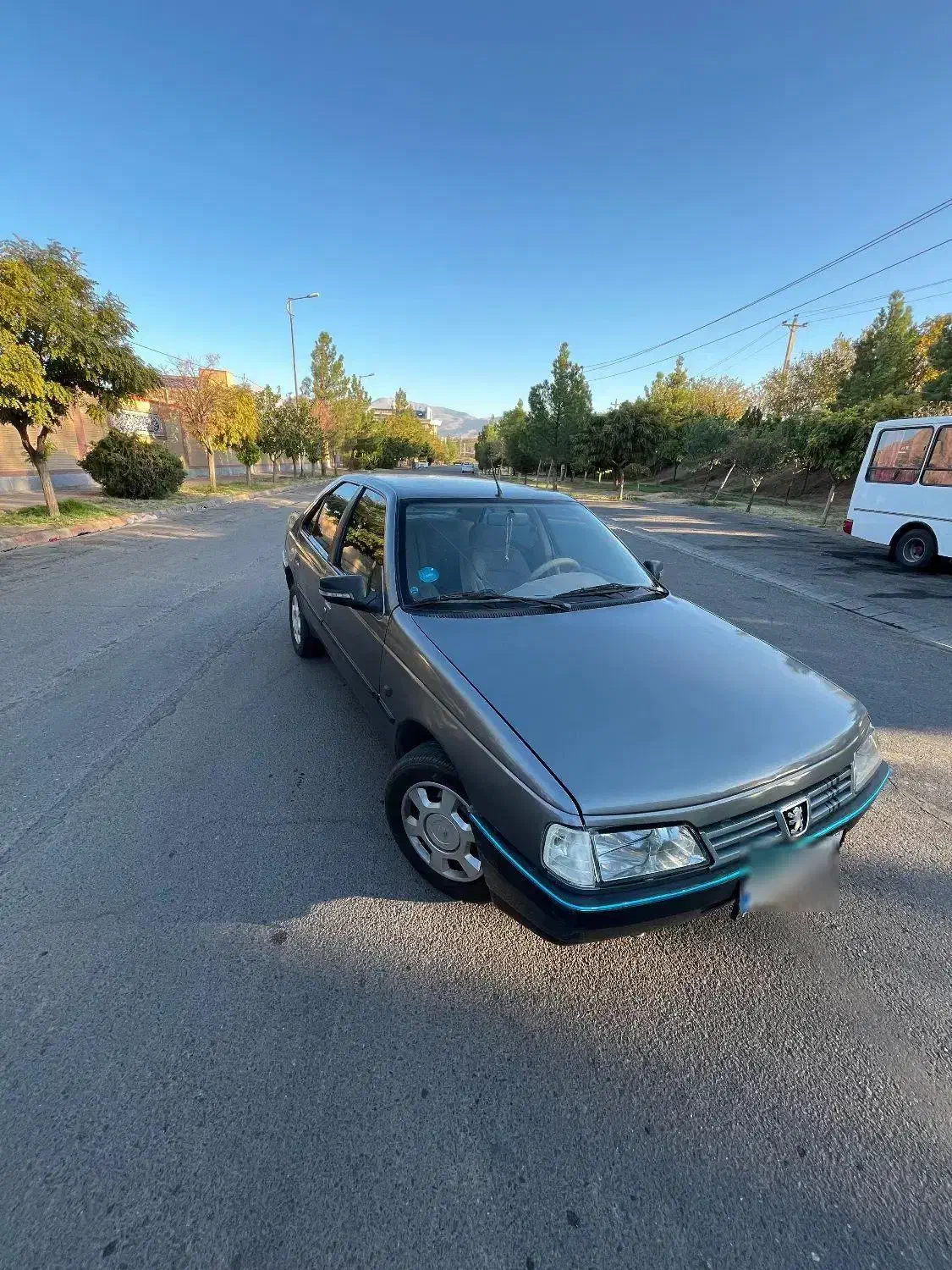 پژو۴۰۵|خودرو سواری و وانت|هادی شهر, |دیوار