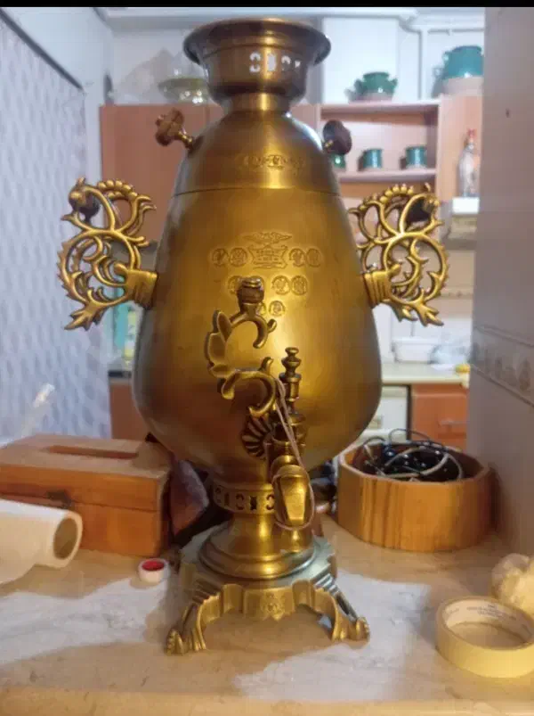 سماور ذغالی|کلکسیون اشیاء عتیقه|گرگان, |دیوار