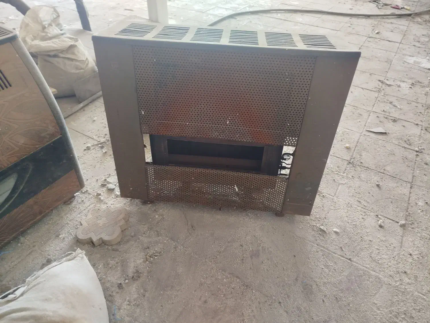 بخاری گازی یک و نیم|بخاری، هیتر، شومینه|ازنا, |دیوار