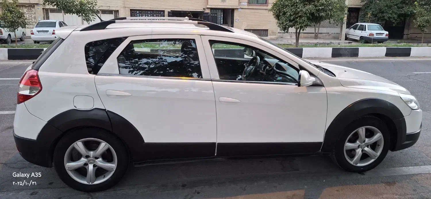 اچ سی کراس مدل ۹۶ فابریک|خودرو سواری و وانت|شیراز, شهرک ایثار|دیوار