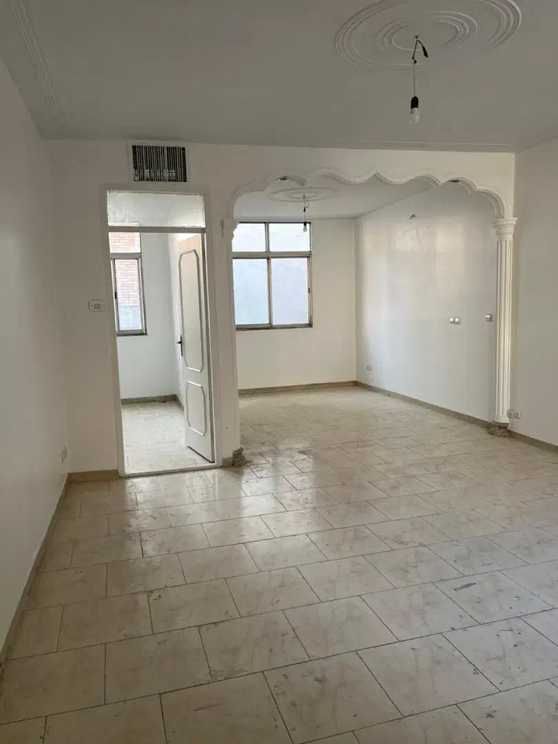 ۷۳متر واقع در کوچه کرمانی ( ولیعصر  )|اجارهٔ آپارتمان|تهران, مختاری|دیوار