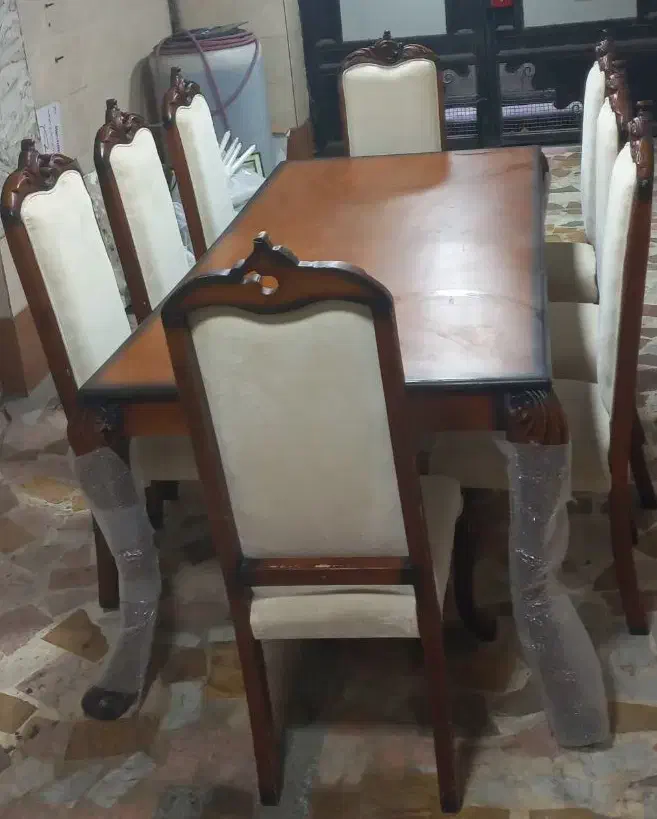 فروش میز ناهارخوری ۸نفره|میز و صندلی غذاخوری|لاهیجان, شیشه گران|دیوار