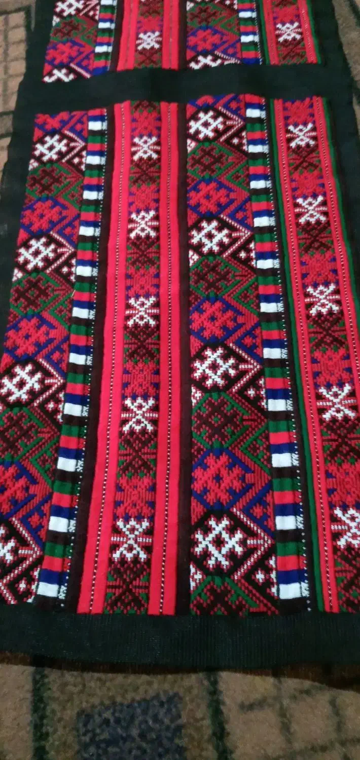 زی استین|لباس|ایرانشهر, |دیوار