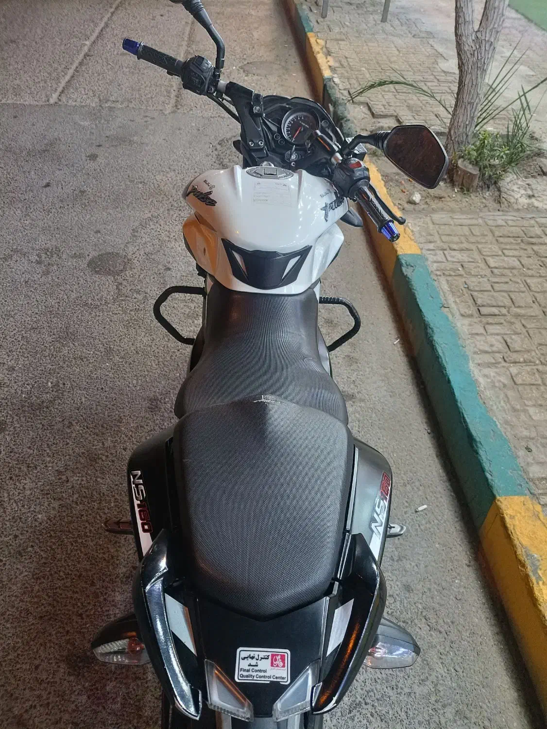 nsمزایده|موتورسیکلت|قشم, |دیوار