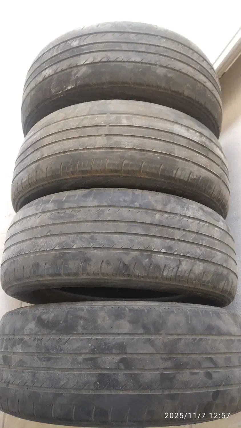 لاستیک استوک|قطعات یدکی و لوازم جانبی|ساری, |دیوار