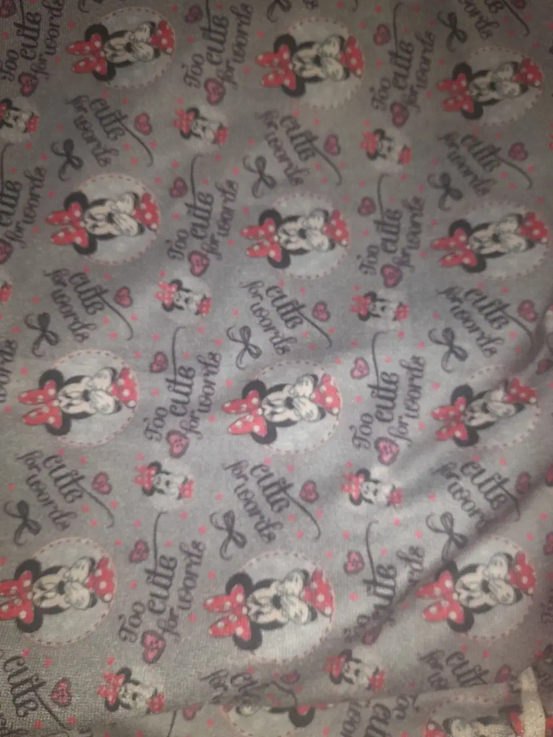 کفش بچگانه و۲ متر پارچه در هرسین|کفش و لباس بچه|هرسین, |دیوار