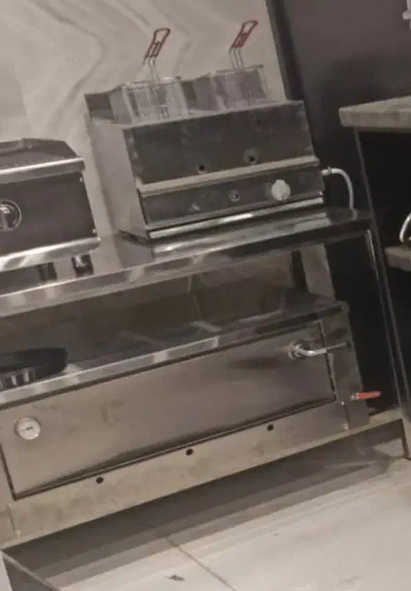 فروش گریل فر پیتزا سرخکن در حد نو زیر قیمت|کافیشاپ و رستوران|کرج, گلشهر|دیوار