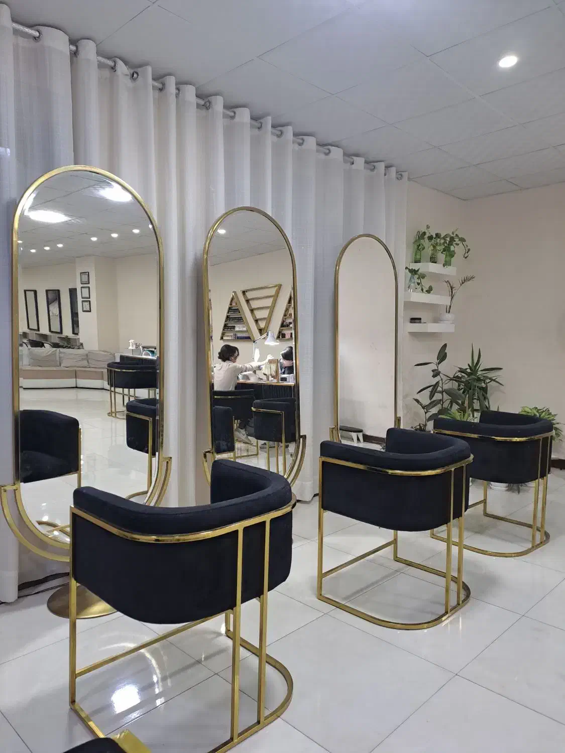 استخدام فوری پرسنل|استخدام درمانی، زیبایی، بهداشتی|هشتگرد, شهرک ولیعصر (مصلی)|دیوار