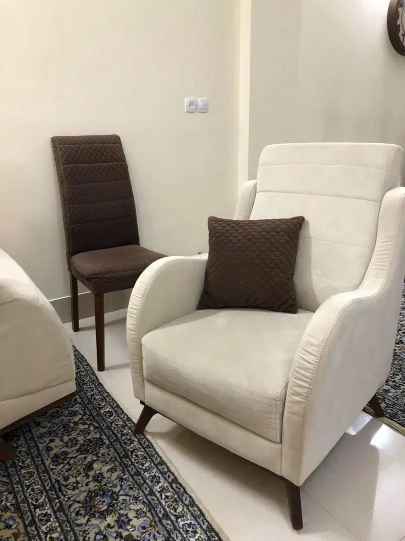 فروش فوری|مبلمان خانگی و میز عسلی|شهرضا, |دیوار