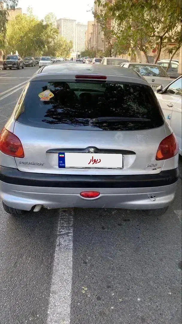 206 نقره ای|خودرو سواری و وانت|تهران, فردوسی|دیوار