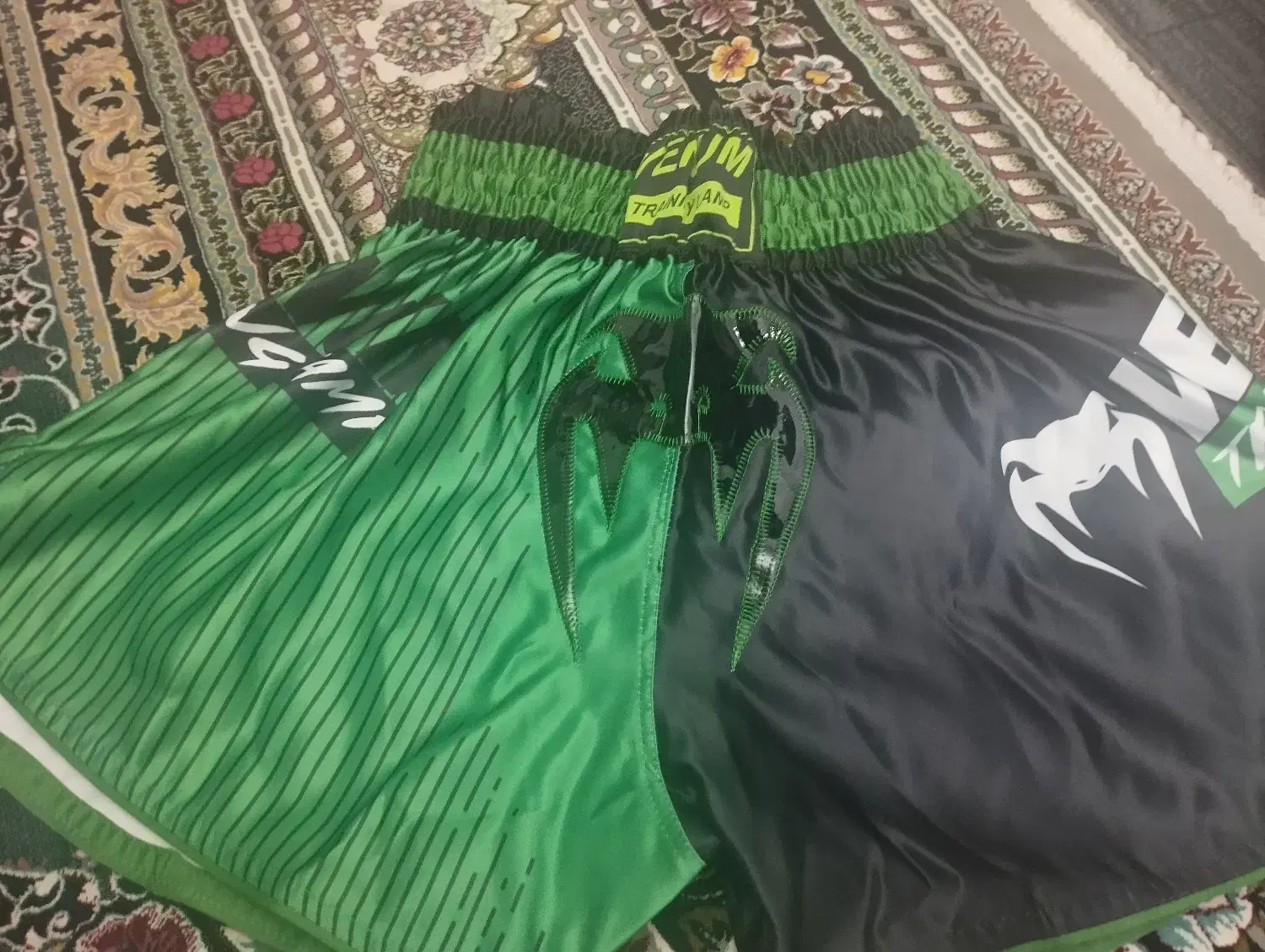 دستکش بوکس محافظ لثه شلوارک زانو بند کلاه باند|تجهیزات ورزشی|تهران, ازگل|دیوار