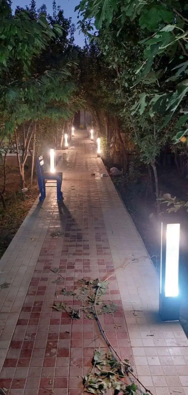 برقکار صنعت و ساختمان|خدمات پیشه و مهارت|بروجن, |دیوار