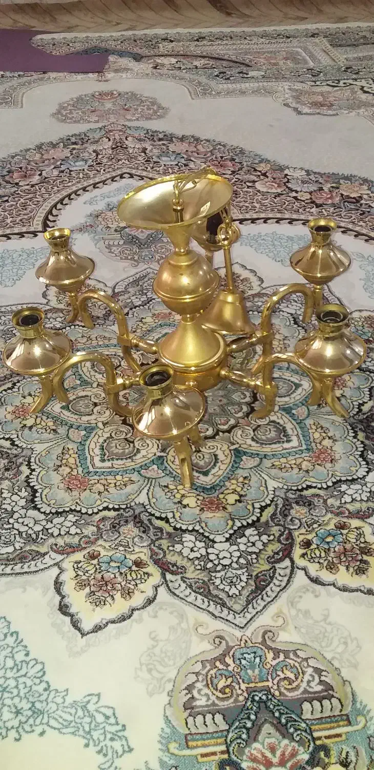 لوستر‌برنج‌۴عددسالم|لوستر و چراغ آویز|اردبیل, |دیوار