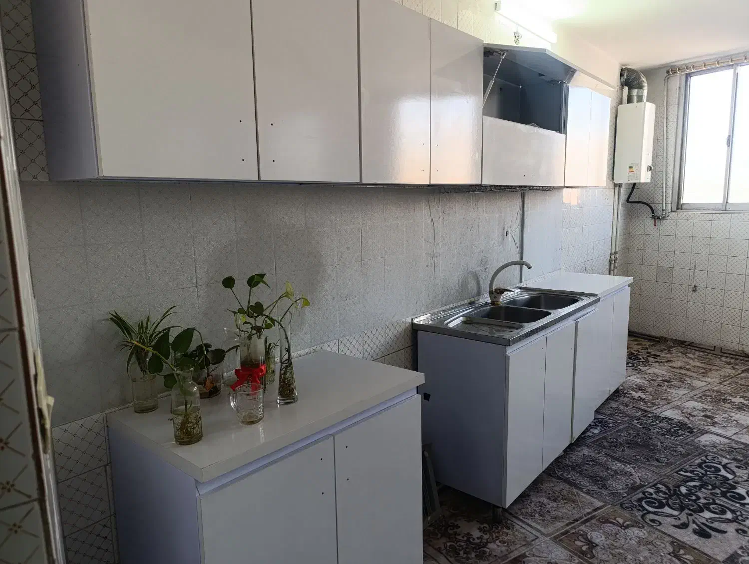 کابینت|مصالح و تجهیزات ساختمان|سبزوار, قائم|دیوار