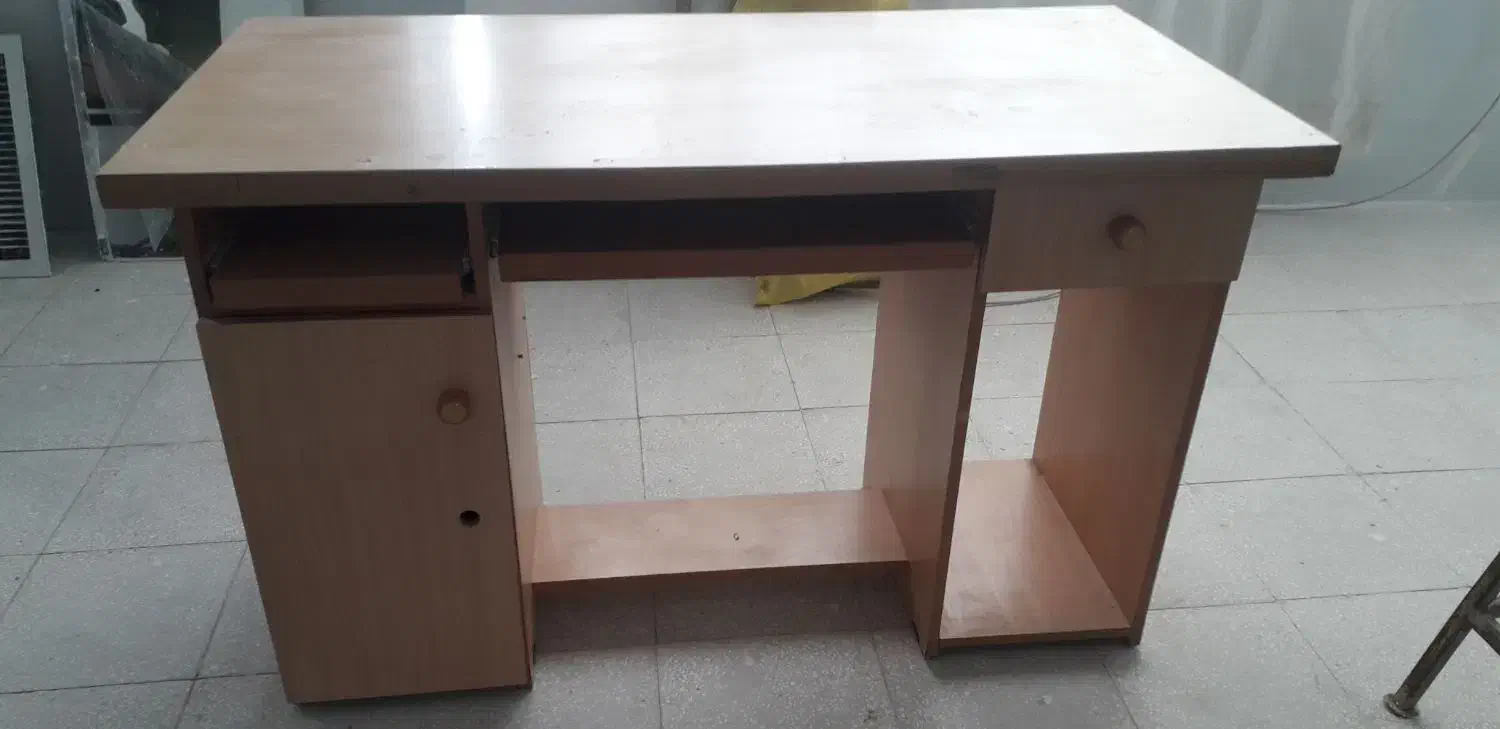 میز کامپیوتر|میز تحریر و کامپیوتر|سبزوار, کلاته سیفر|دیوار