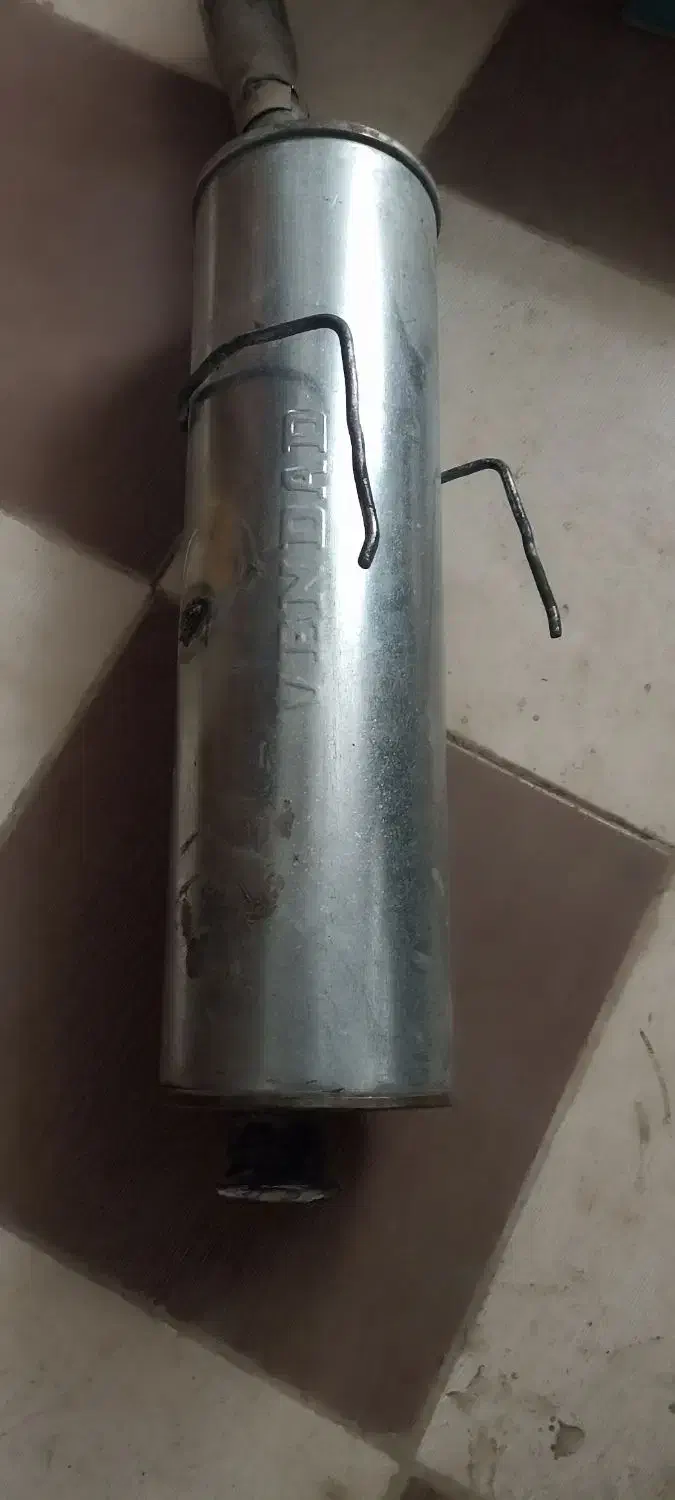 انباری اگزوز بنزی۲۳۰ و کاسه چراغ و فنر پراید|قطعات یدکی و لوازم جانبی|مبارکه, |دیوار