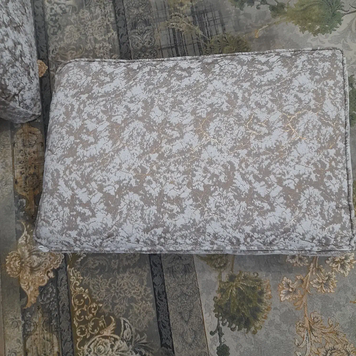 جلد پشتی|پشتی|نجف‌آباد, یزدانشهر|دیوار