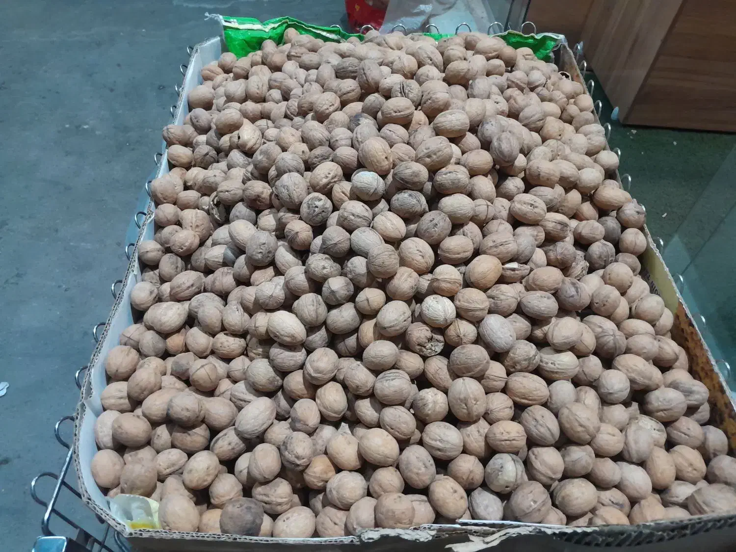 گردو|خوردنی و آشامیدنی|سیمکان, |دیوار