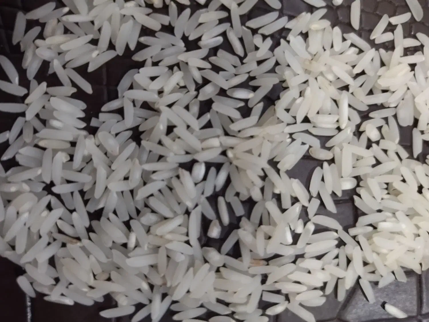 برنج هاشمی درجه یک به قیمت عمده ۳۰۰|خوردنی و آشامیدنی|پارس‌آباد, |دیوار