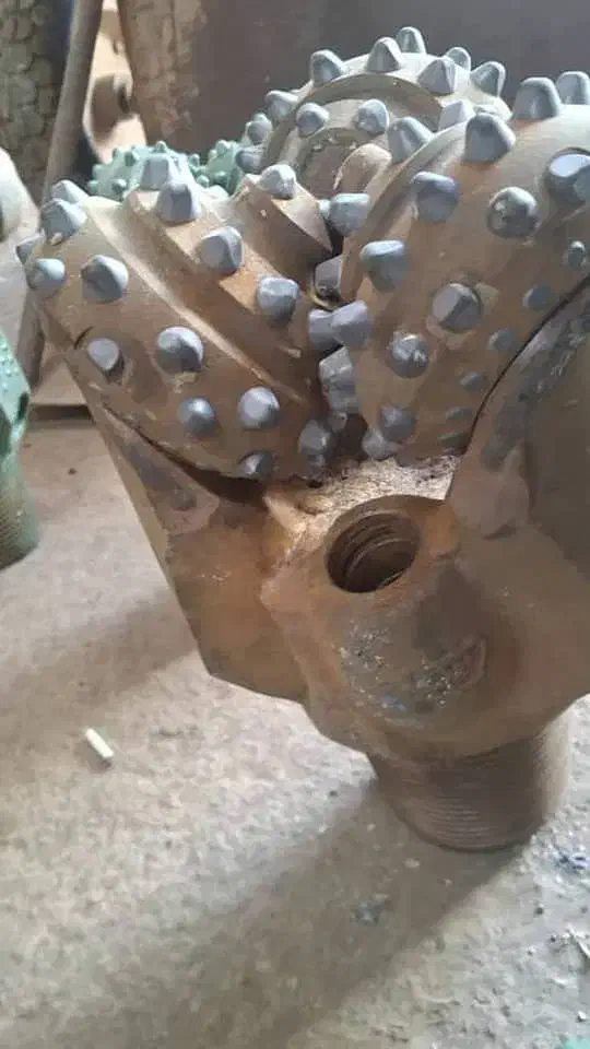 دستگاه حفاری روتوری|ماشینآلات صنعتی|ابرکوه, |دیوار