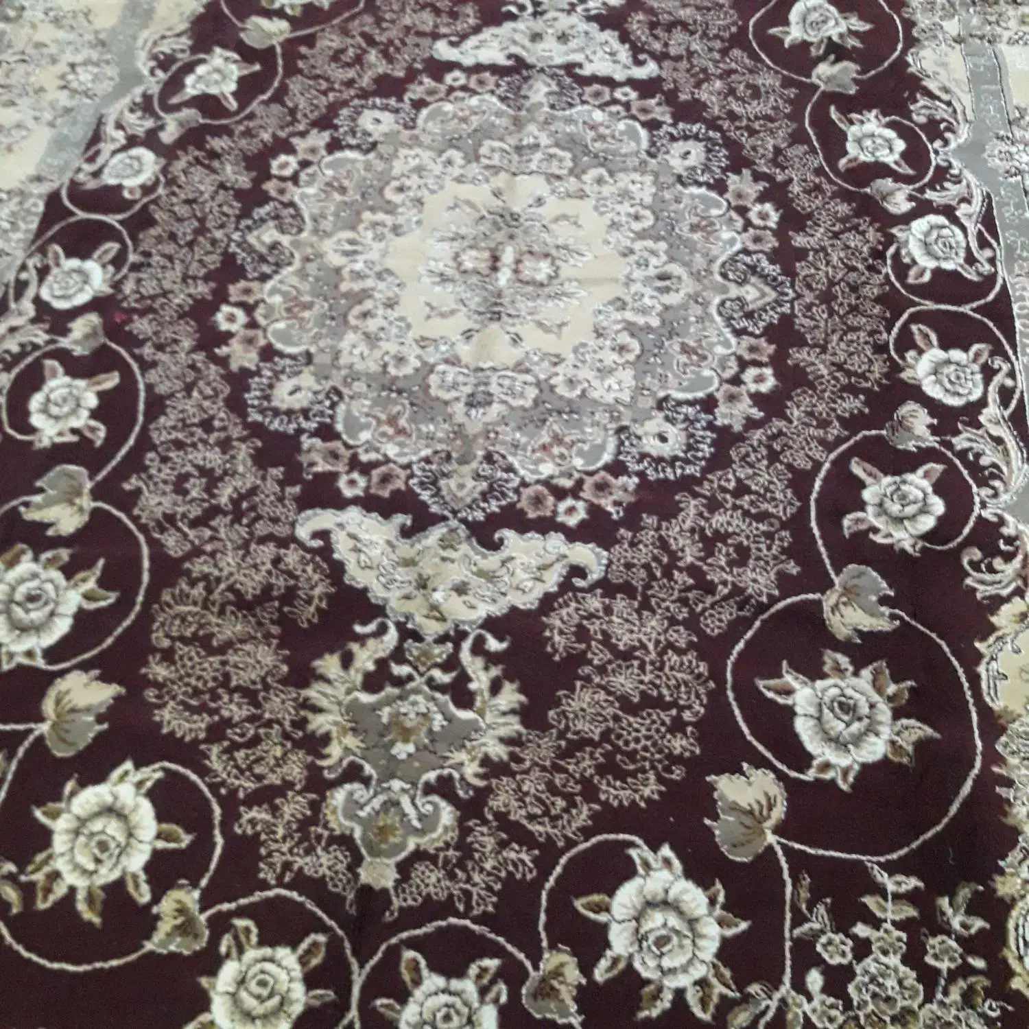 فرش|فرش|رشت, دروازه لاکان|دیوار