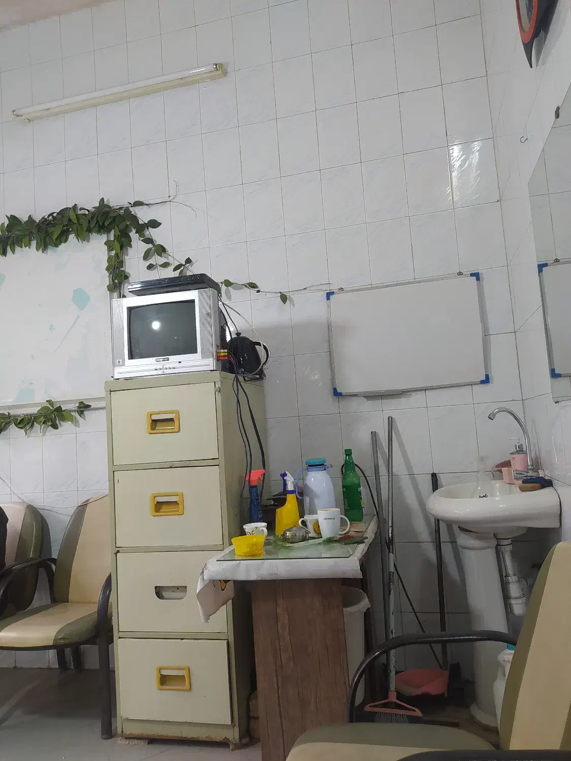 واگذاری مدیریت ووسایل املاکی|مبلمان اداری|بجنورد, |دیوار