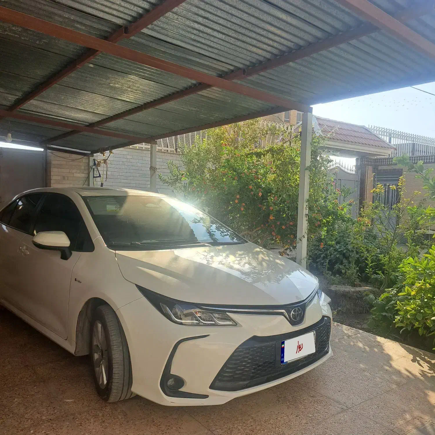 تویوتا کرولا هیبرید ۱۸۰۰|خودرو سواری و وانت|سراوان, |دیوار