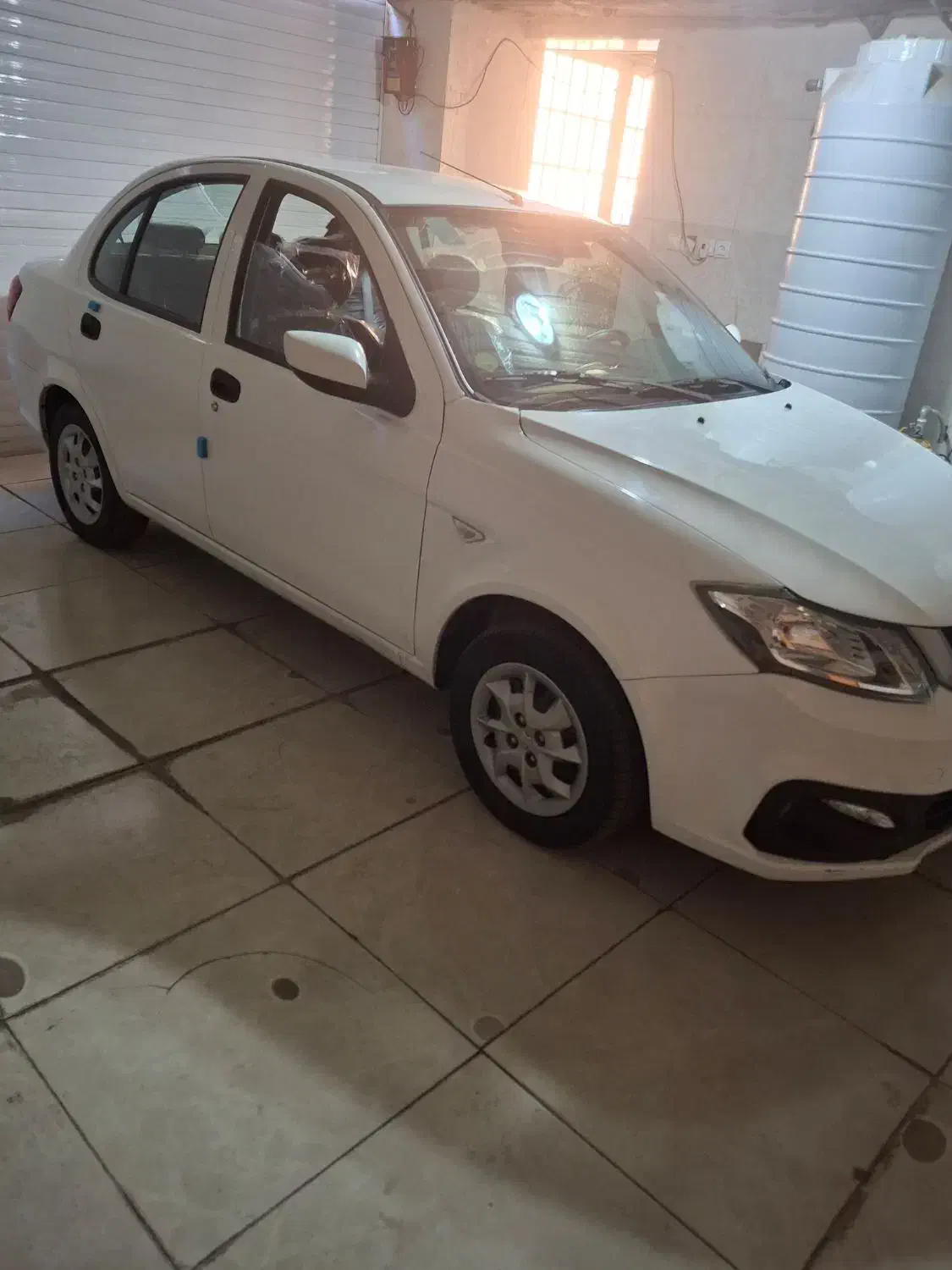 سایناs مدل ۴۰۲|خودرو سواری و وانت|صدرا-فارس, فاز ۱|دیوار