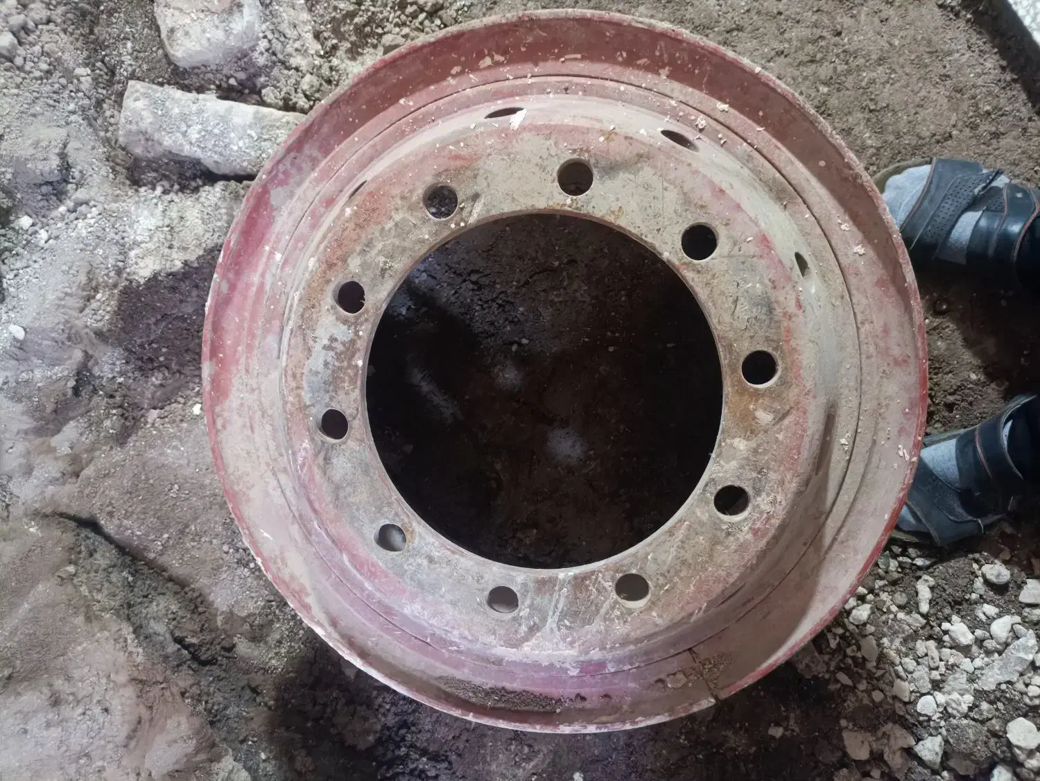 با سلام ، رینگ برای لاستیک کامیون|قطعات یدکی و لوازم جانبی|سبزوار, توحیدشهر|دیوار