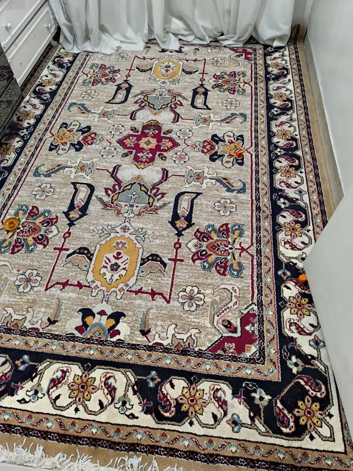 فرش ۶متری|فرش|اندیشه, اندیشه فاز ۱|دیوار