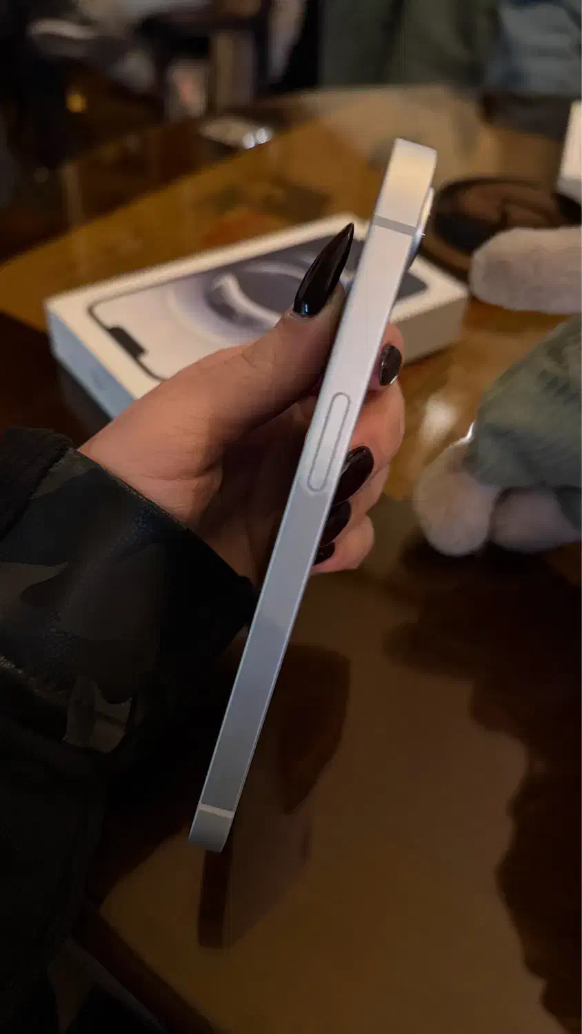 آیفون ۱۶e نو نو|موبایل|تهران, فدک|دیوار