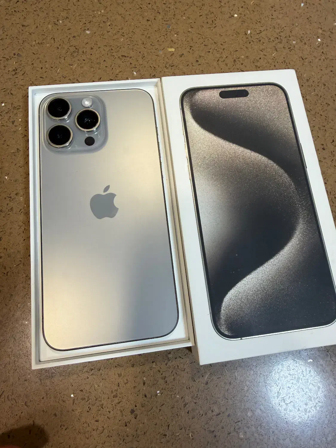 ایفون 15|موبایل|شیراز, عفیفآباد|دیوار