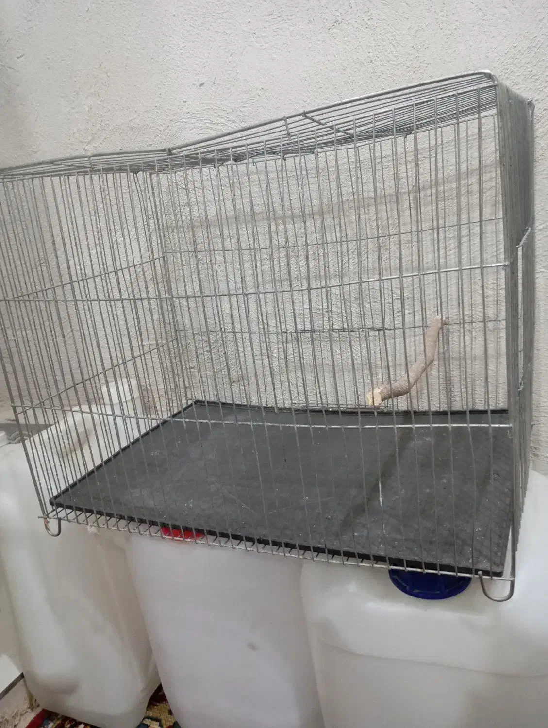 قفس بزرگ و کوچک|لوازم جانبی حیوانات|زرند, |دیوار