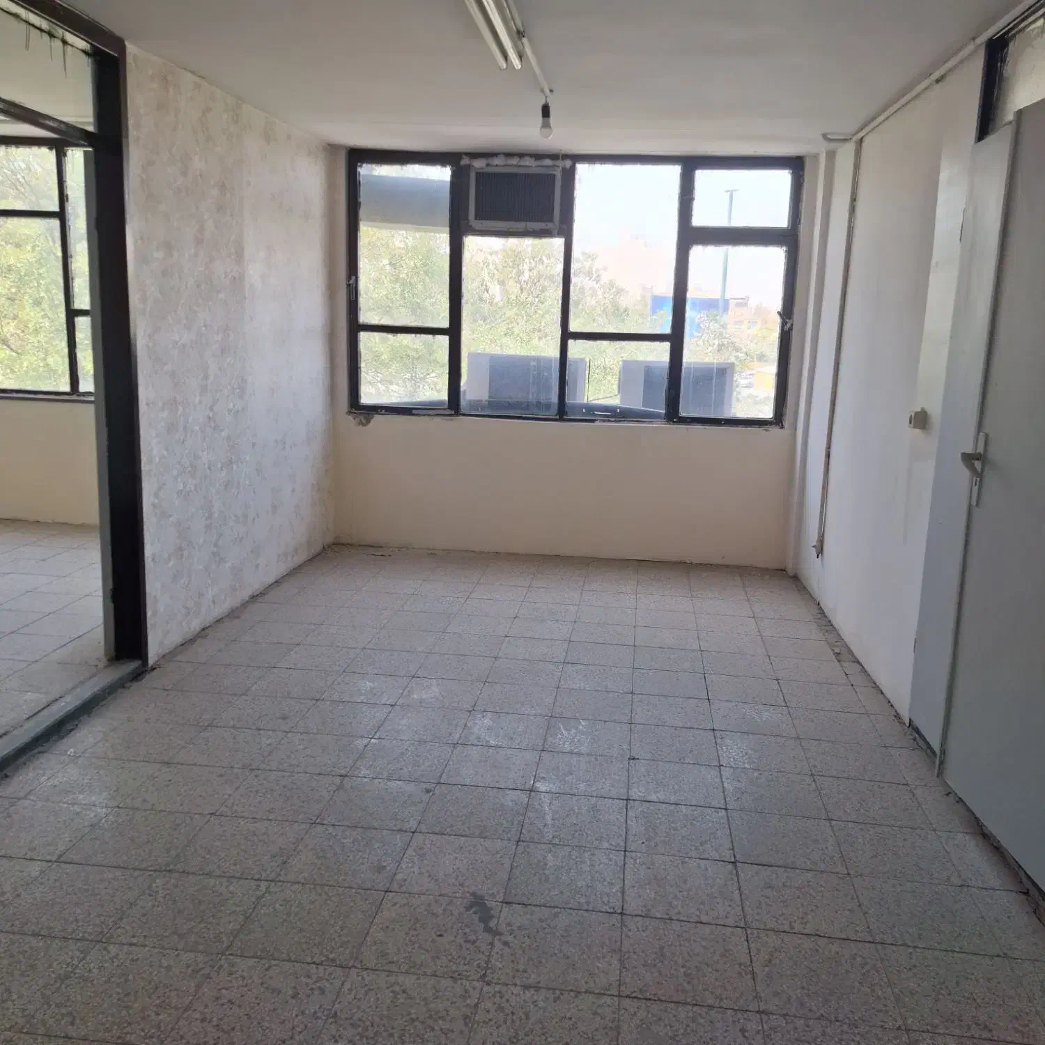 دوواحددربست۵۴۰متر۱۶اتاق مدارس آموزشگاهها/امام رضا|اجارهٔ دفتر کار، اتاق اداری، مطب|مشهد, کوشش|دیوار