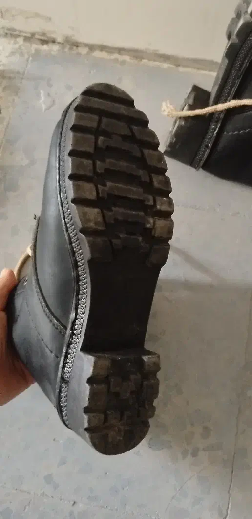 نیم بوت|کیف، کفش، کمربند|کوهدشت, |دیوار