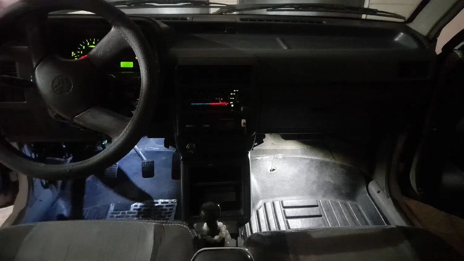 پرایدسفید مدل ۸۴ فنی سالم|خودرو سواری و وانت|فردیس, شهرک هفده شهریور|دیوار